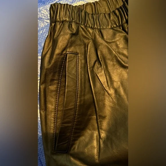 Vintage Don’t Stop Women’s Size Large Black Leather Pants - Picture 6 of 9